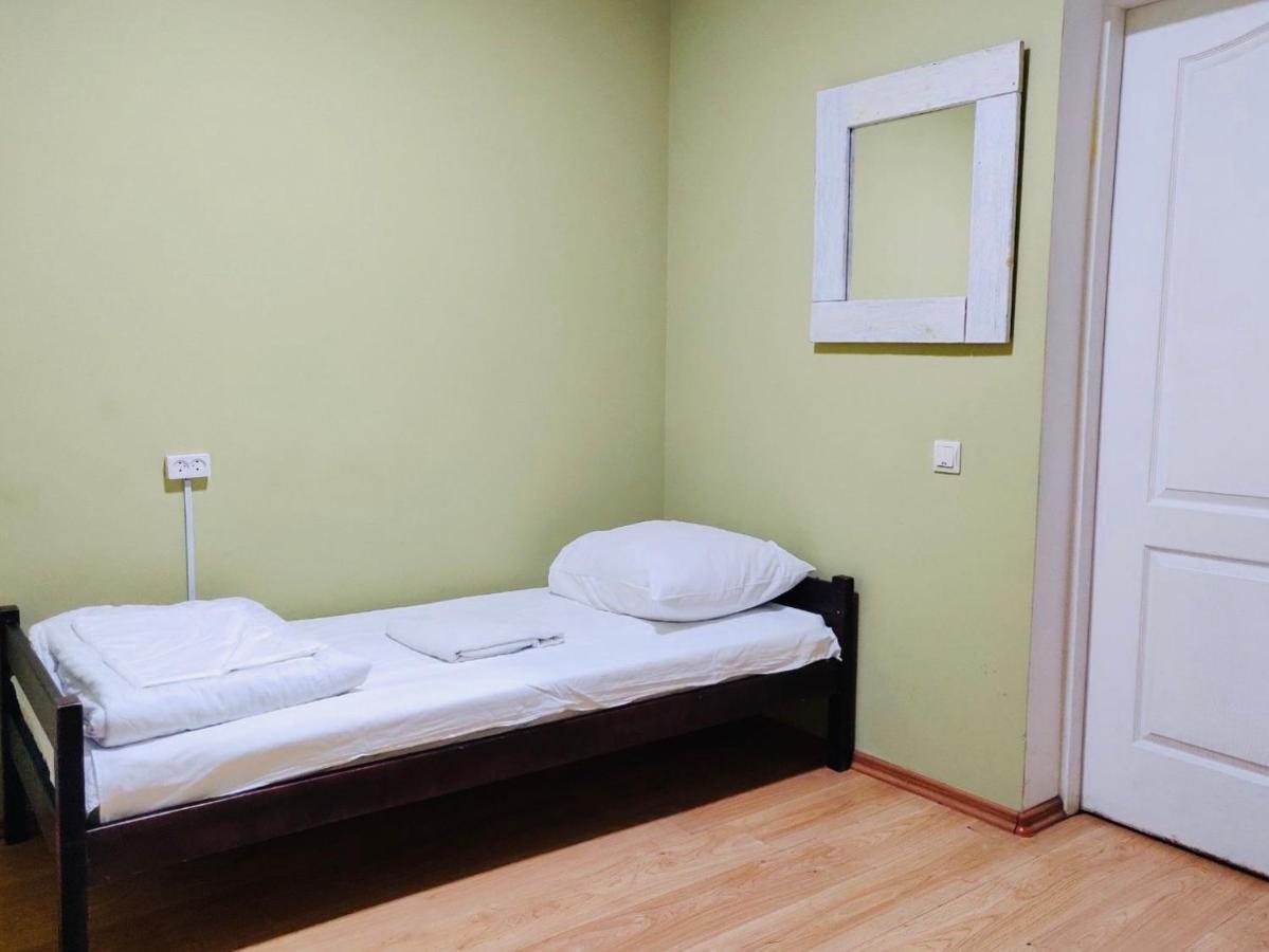 Pallet Hostel Kiev Exterior foto
