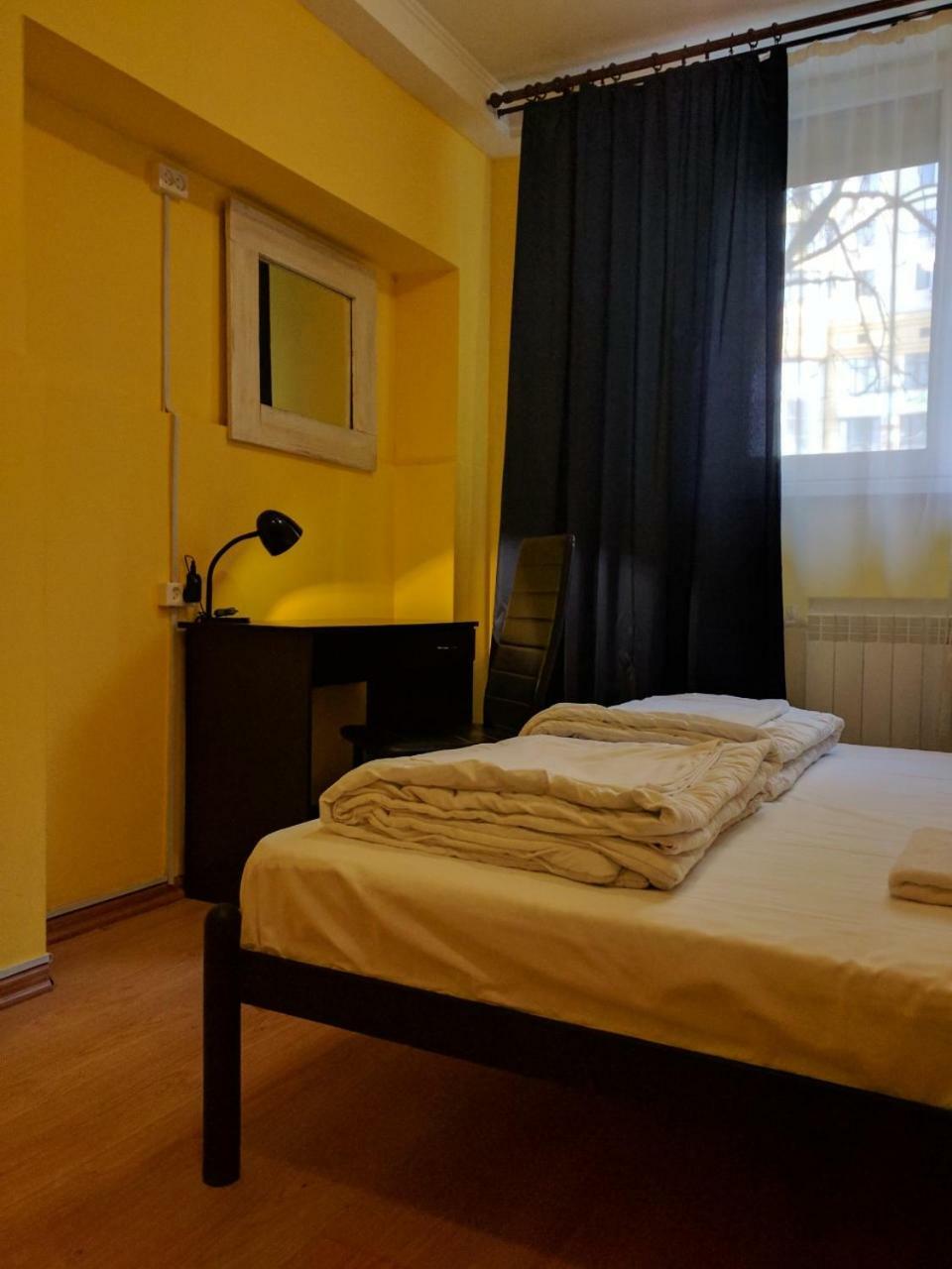 Pallet Hostel Kiev Exterior foto